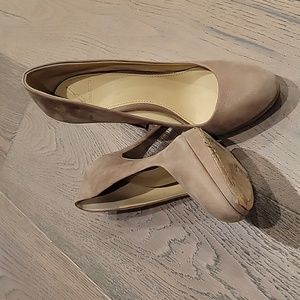 B Brian Atwood Pumps, Taupe, Sz 8.5